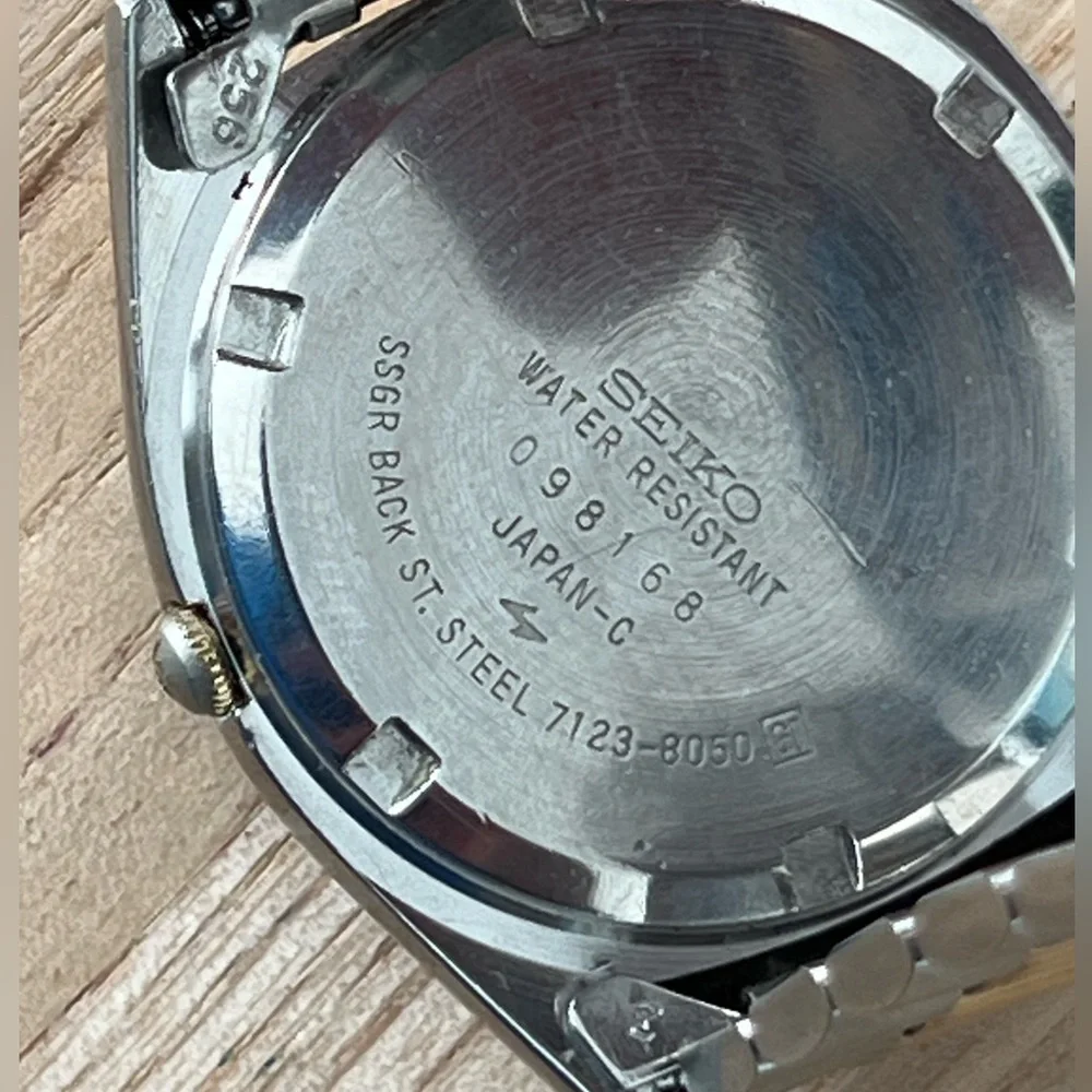 Seiko SQ Presidential Vintage Men’s Watch Rare Dark Gray Dial Two-Tone Bracelet